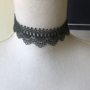 Black choker